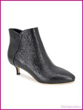 XOXO Kyrie Almond Toe Kitten Heel Ankle Bootie with Zipper